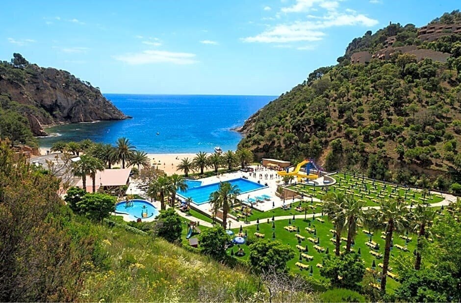 Готель Pola Giverola Resort 3*